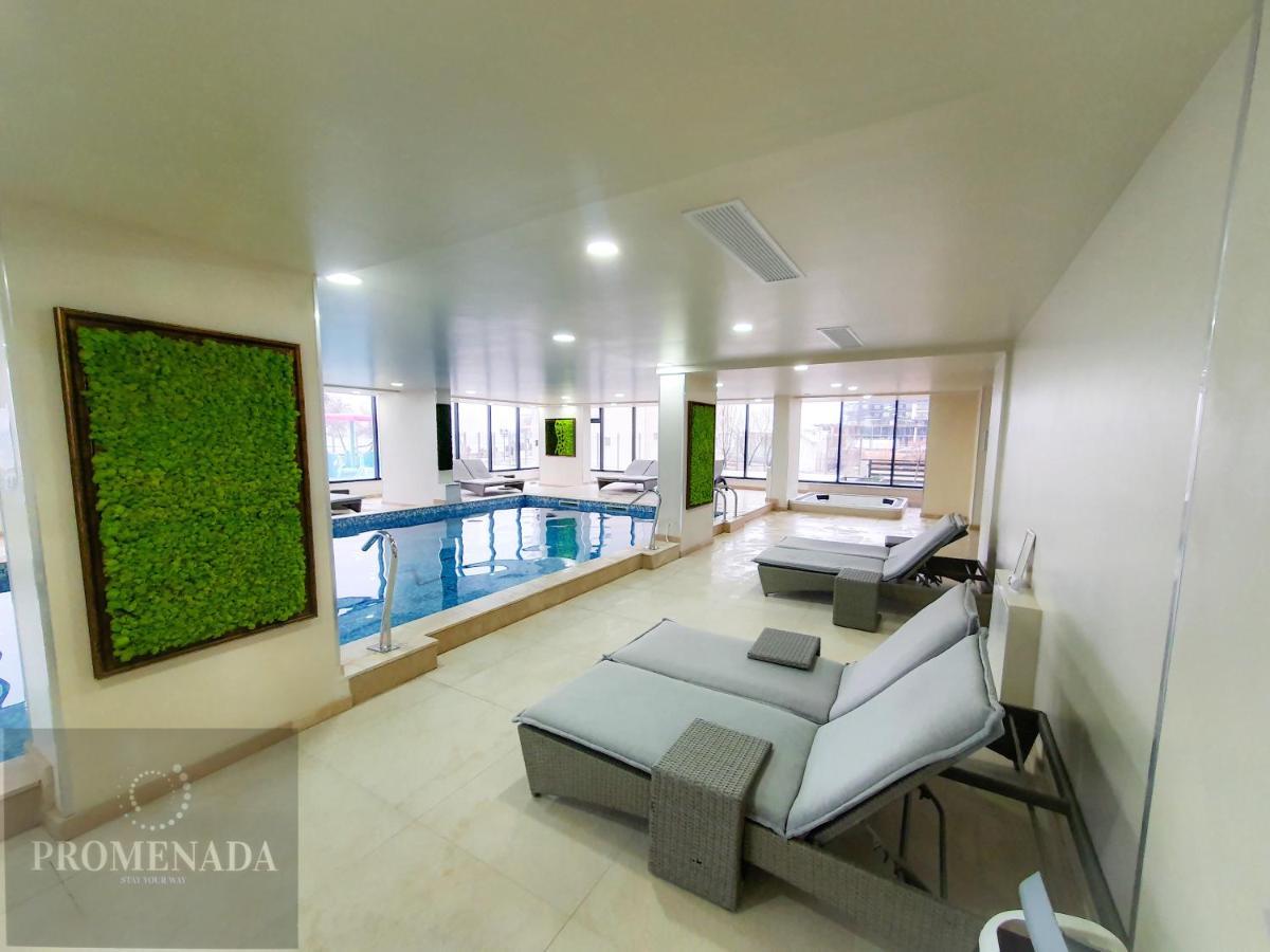 Rebeq Aparthotel Alezzi Beach Năvodari Extérieur photo